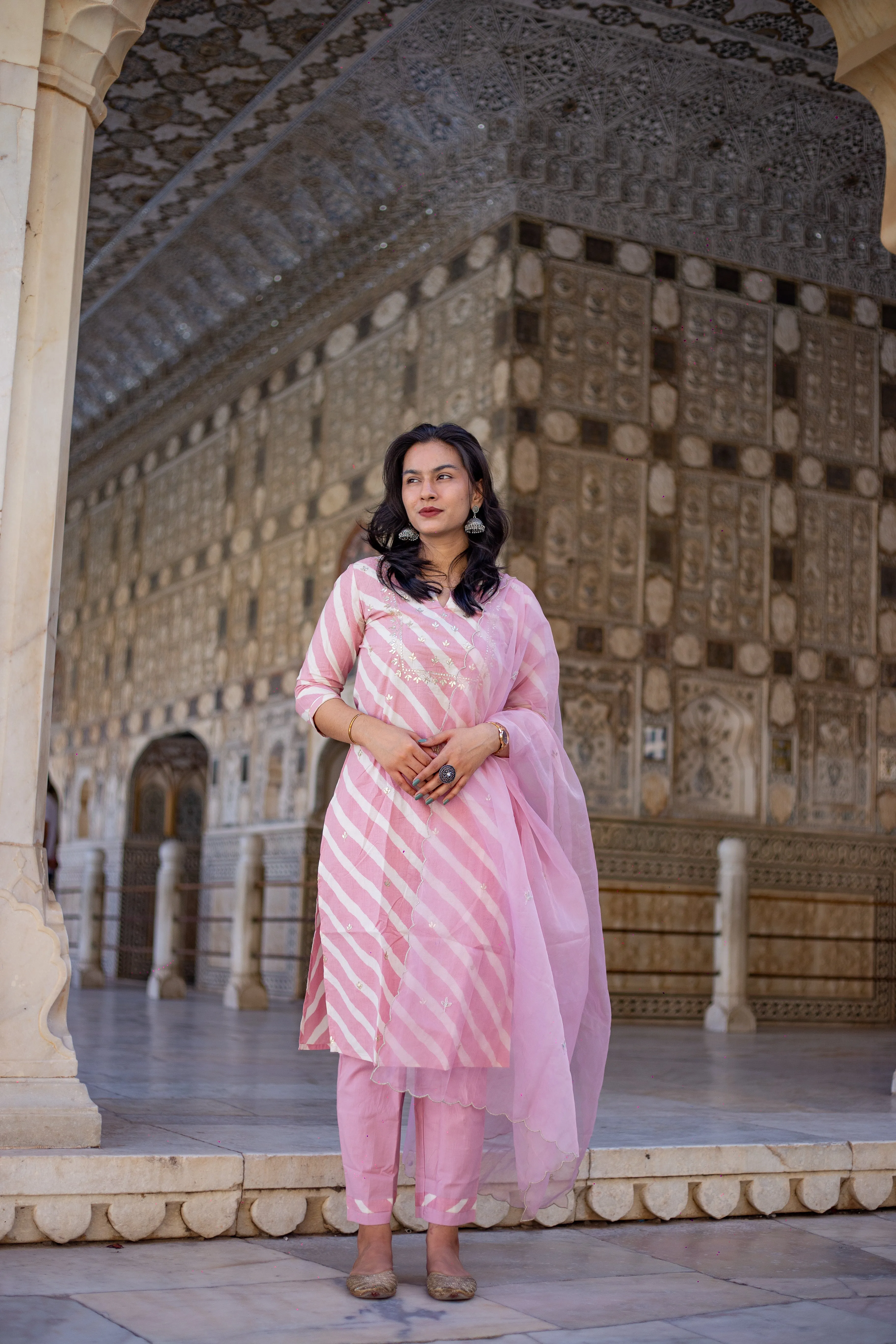 Divena Light Pink Leheriya Cotton Kurta Pant set With Organza Dupatta