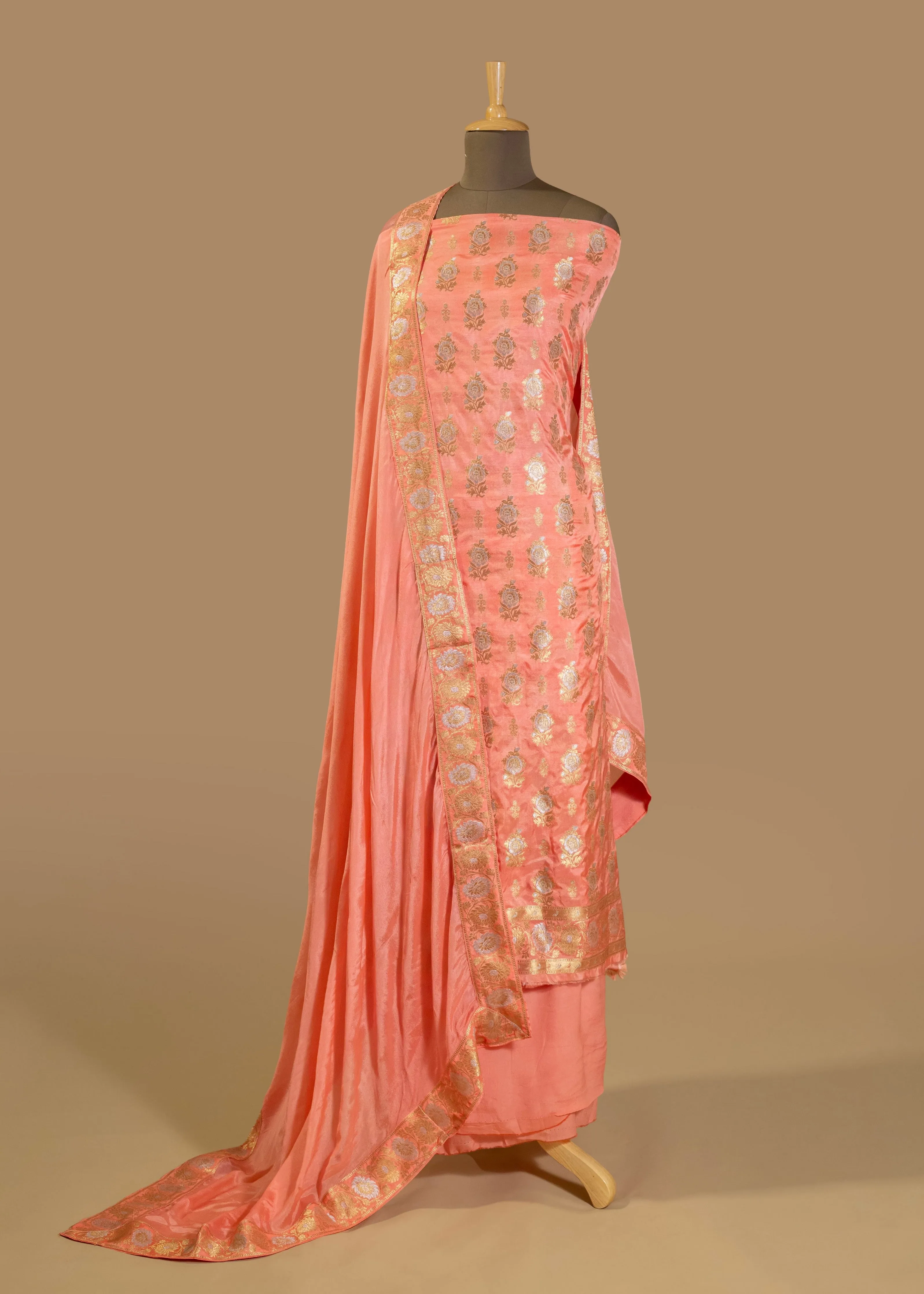 Luxurious Banarasi Suit Dupatta for Special Occasions