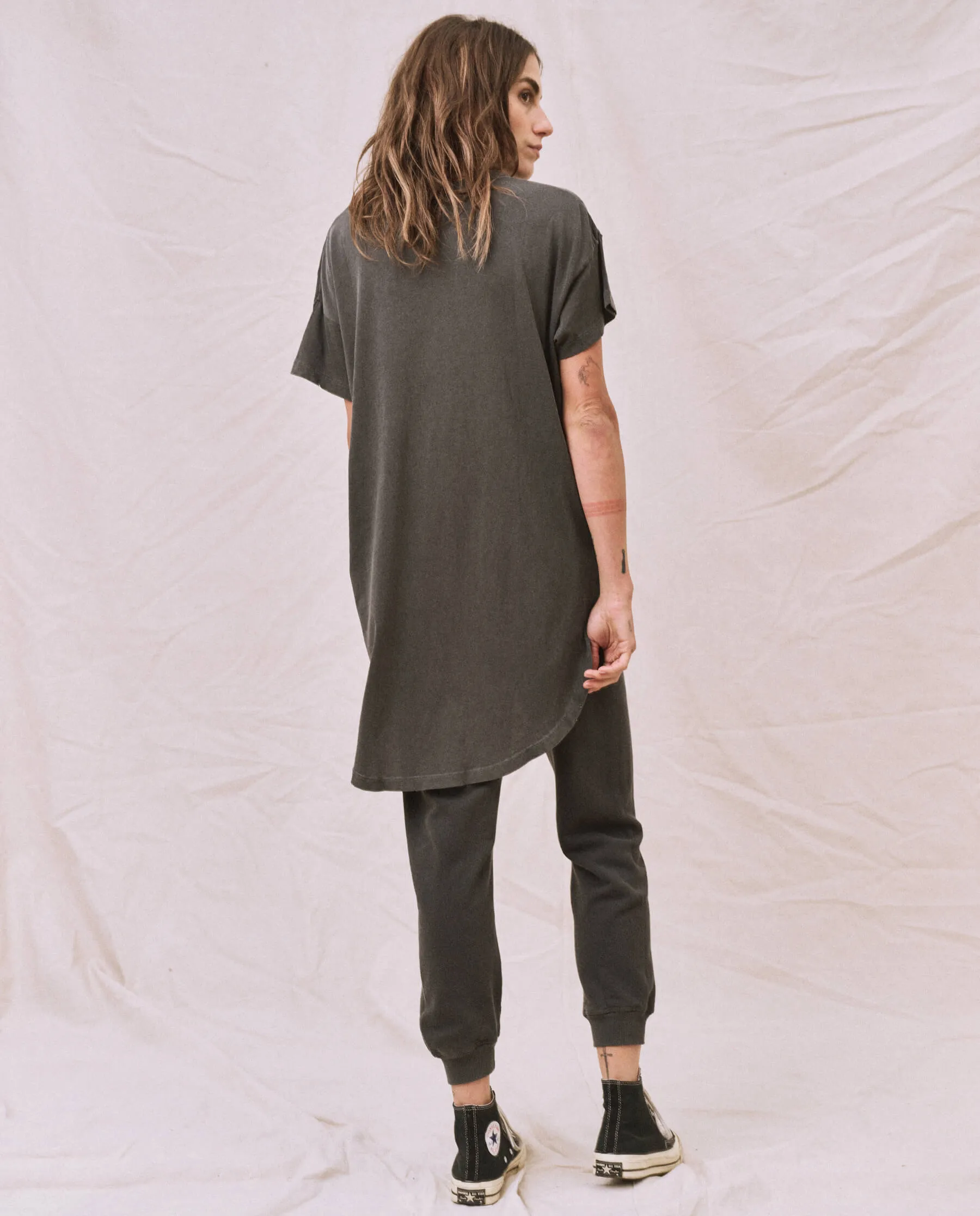 The Shirttail Tee. -- Washed Black