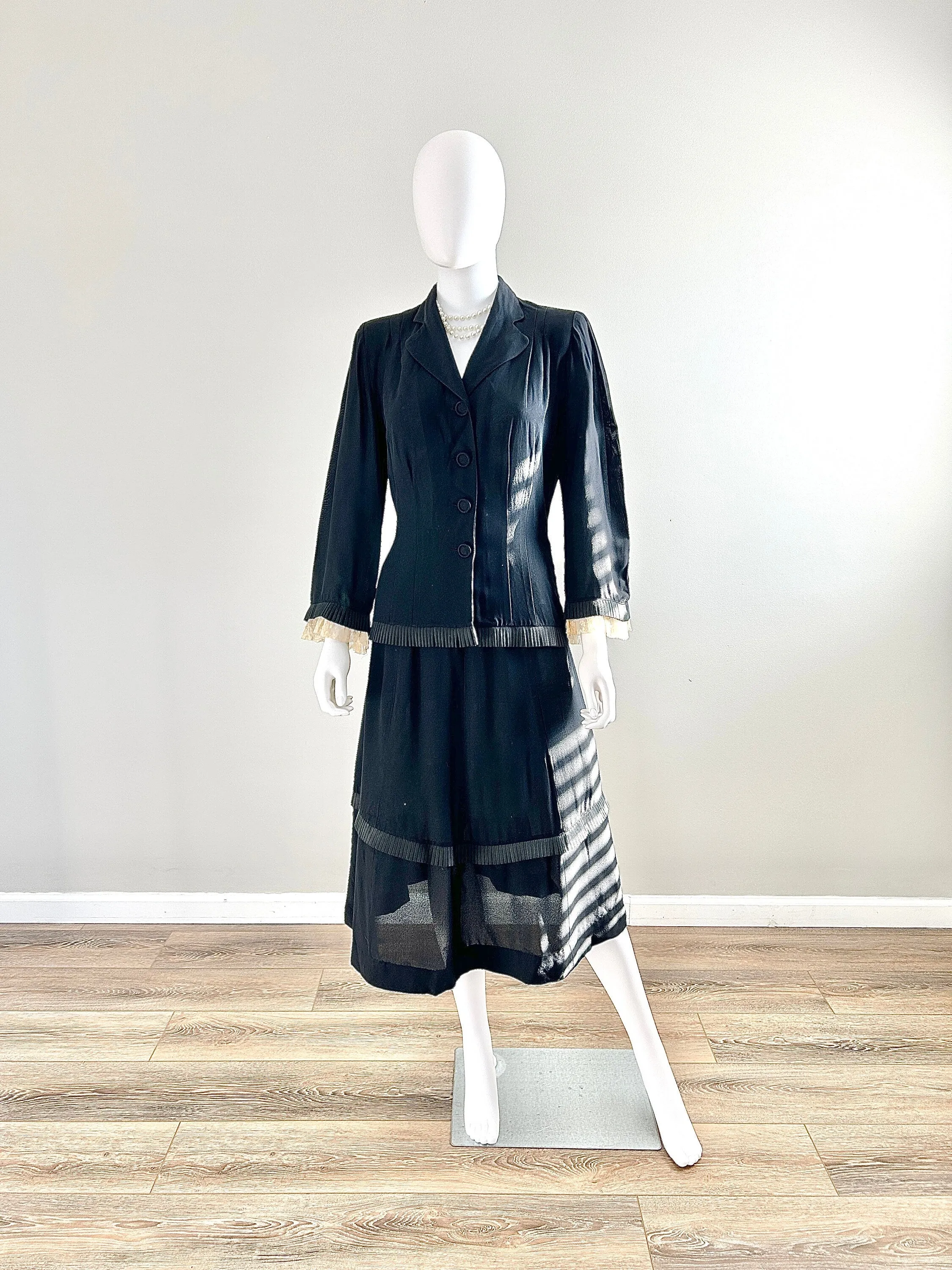 Vintage Early 1940s Black Rayon Skirt Suit / 40s Skirt and Blazer / Size S M